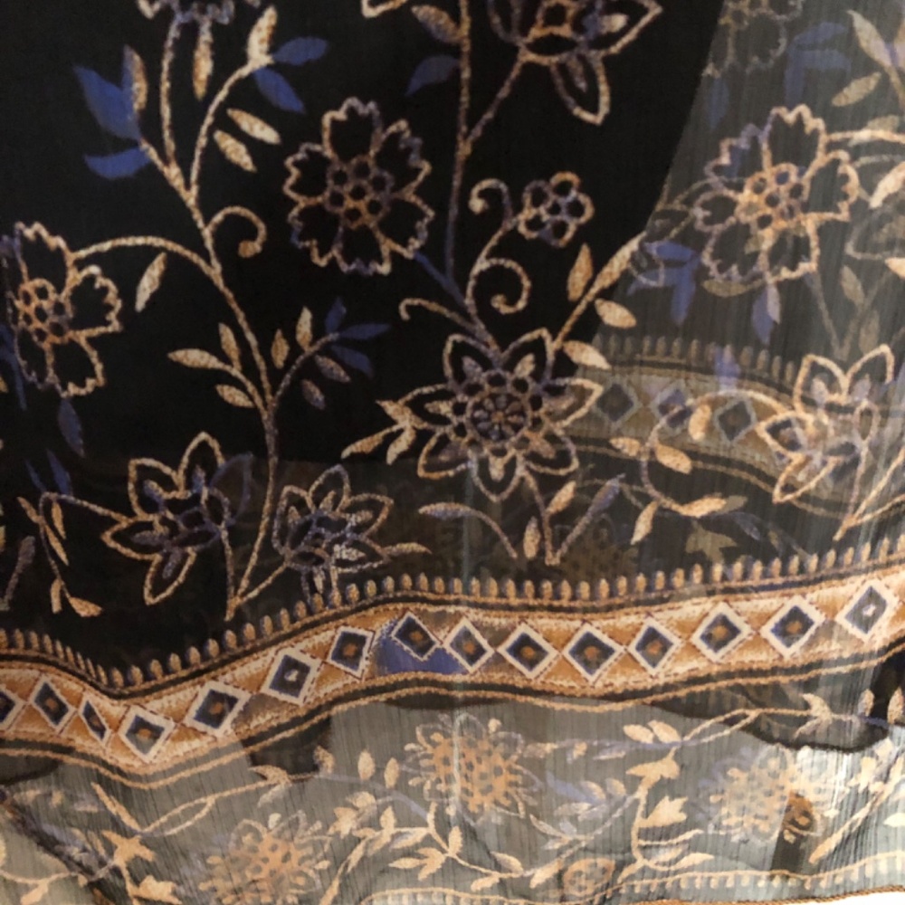 Pretty Boho sheer printed maxi dress - Picture 9 of 10